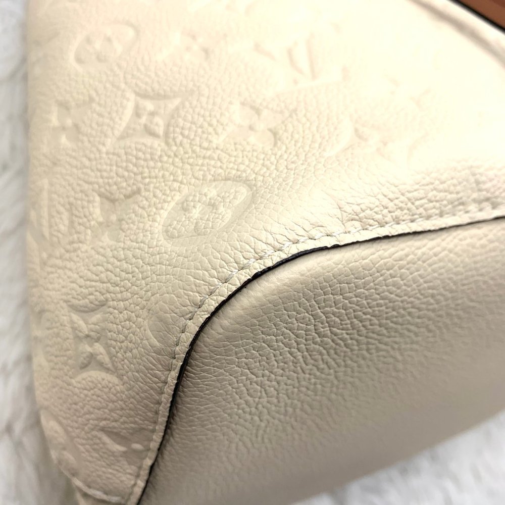 āSOLDā Louis Vuitton Empreinte Cream Neonoe MM bag - Picture 13 of 16